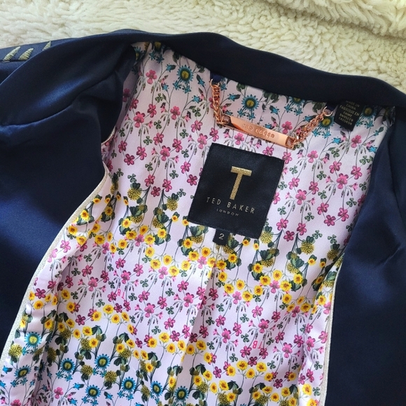 🍒LIKE NEW🍒 TED BAKER ORIENTAL BOMBER JACKET - Picture 7 of 12